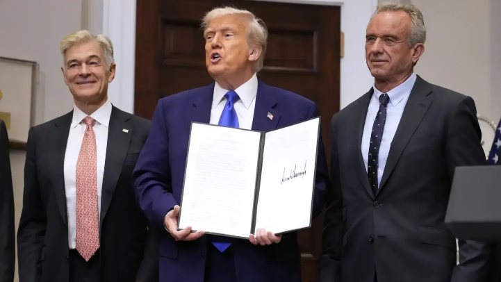 Nỗ lực kiểm soát giá thuốc của Chính phủ Mỹ